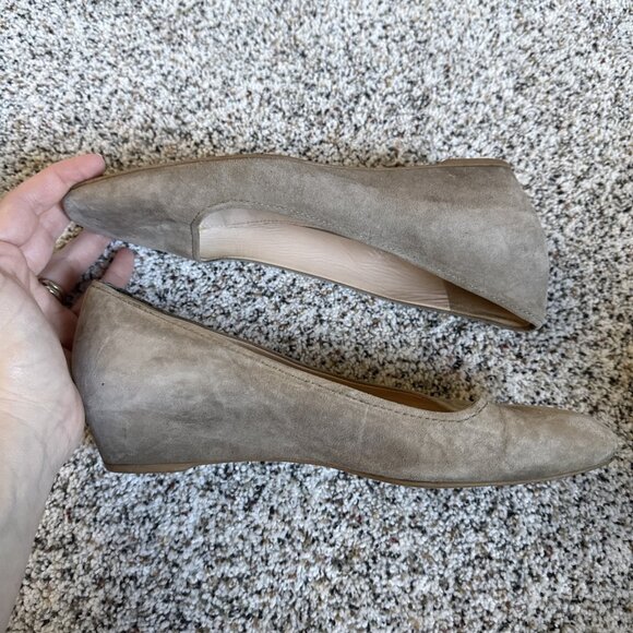 Prada Shoes Wedge Hidden Heel Women’s Size US 9/ EU 39 Taupe Classic Square Toe - Picture 11 of 13